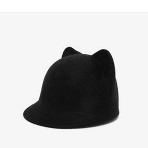 Cat ear riding cap